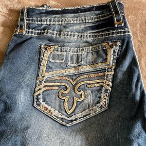 Like New Rock Revival Straight Jeans Size 33